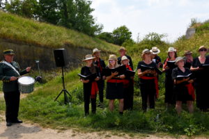 Stem des Volks 17 juni 2023 Generale repetitie Mensen op drift