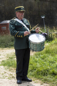 Stem des Volks 17 juni 2023 Generale repetitie Mensen op drift